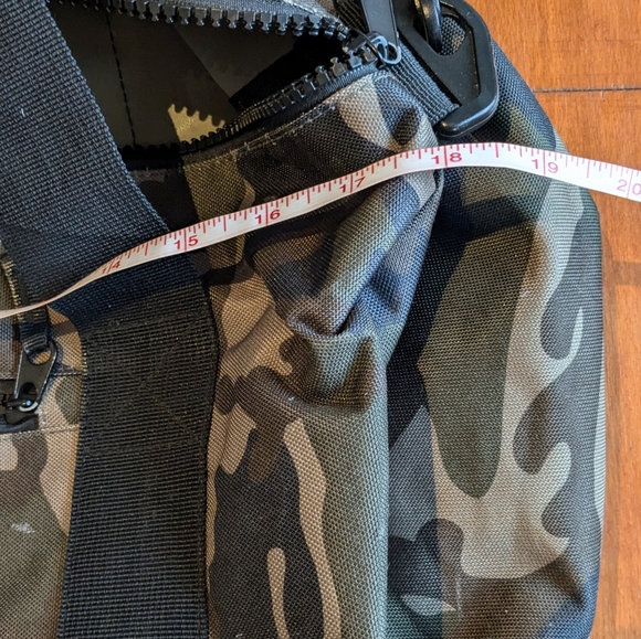 Emotional baggage small duffel - Picture 5 of 6